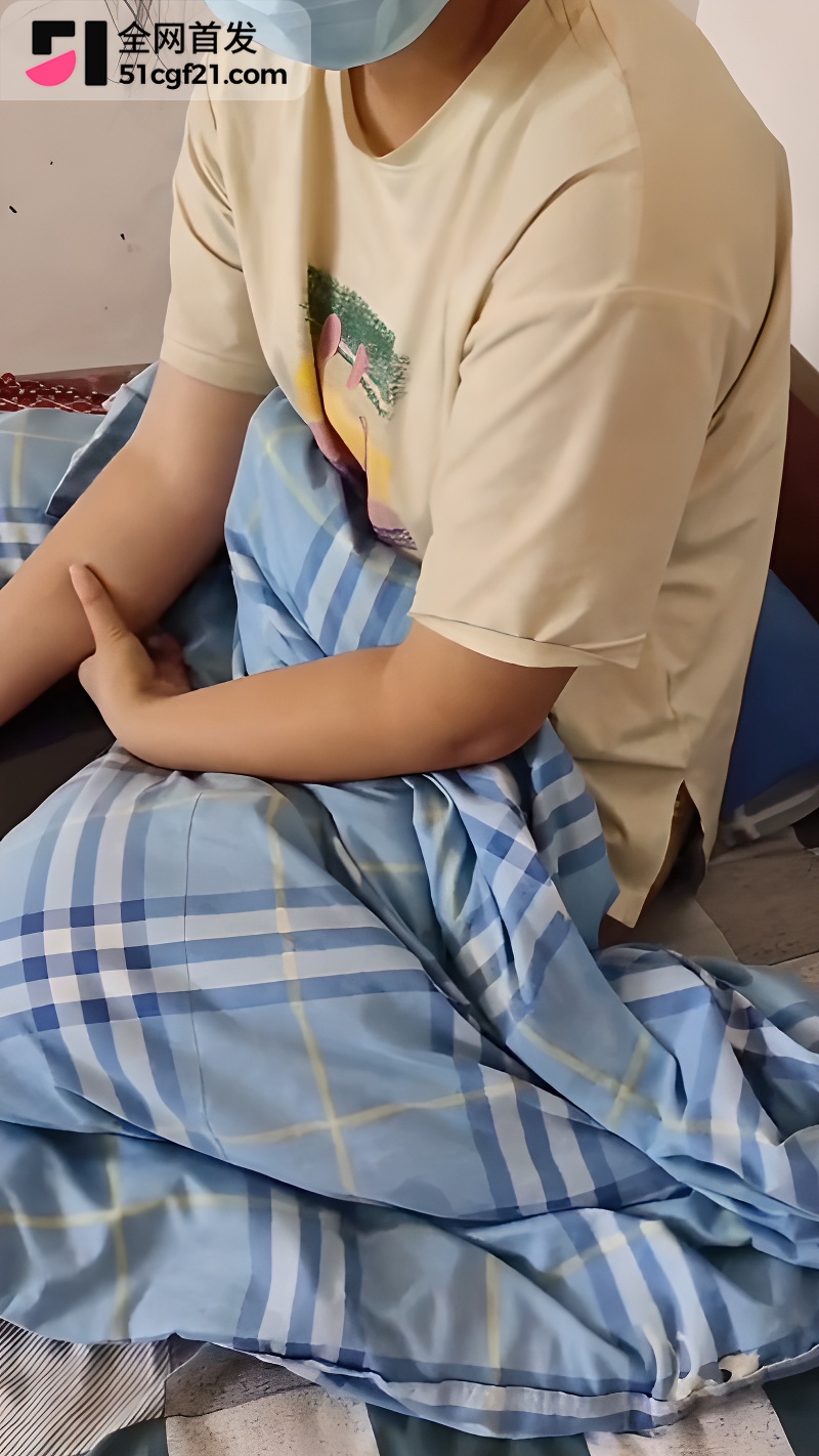 海角大神淫荡的嫂子 1