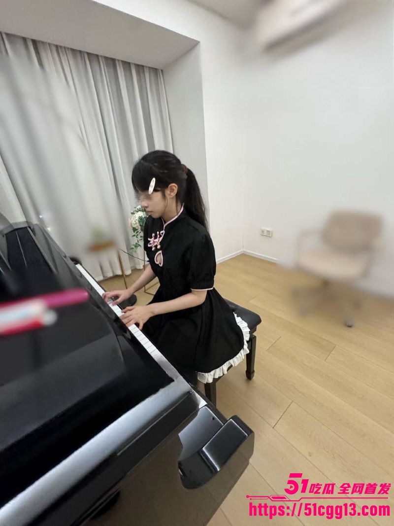 海角乱伦大神意淫自己妹妹新作 1