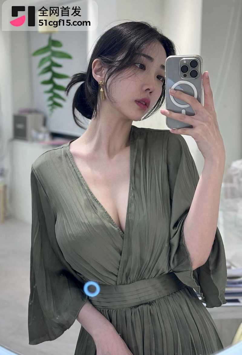 湖北十堰大奶少妇张慧倩不雅视频流出2拷贝