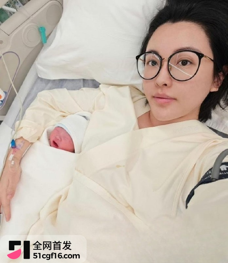 抖音网红张凯毅官宣离婚 4