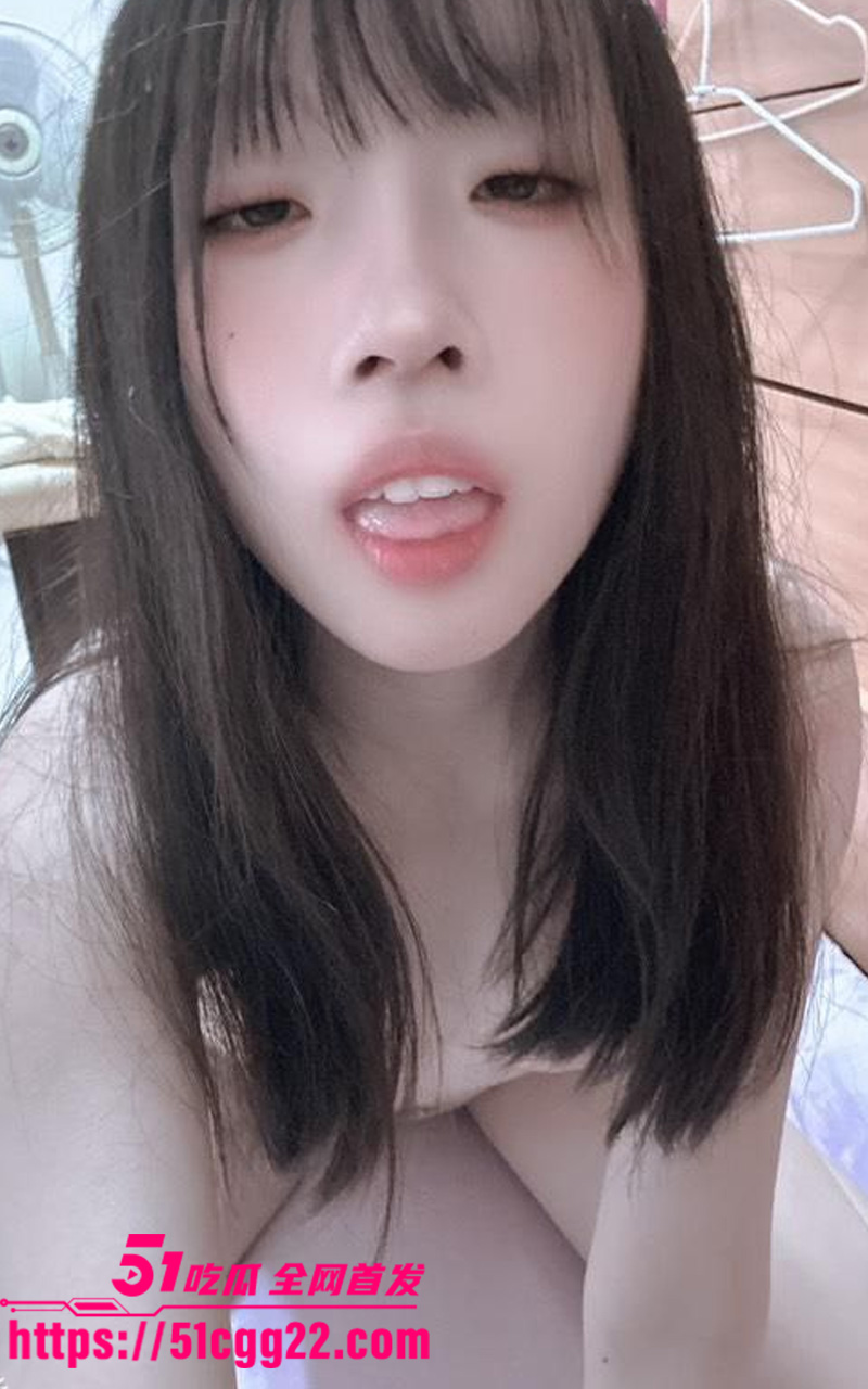 4 4