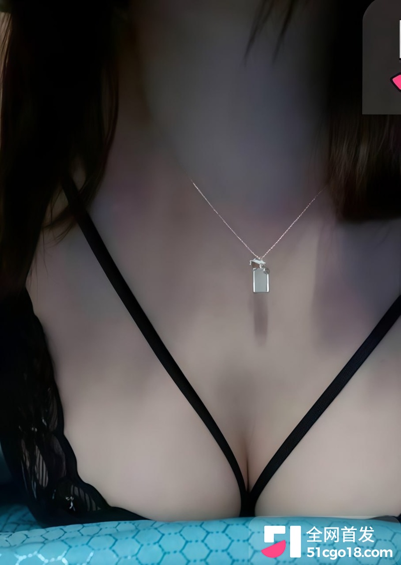 湖南星河湾房产女经理 李丽 网聊约炮 4