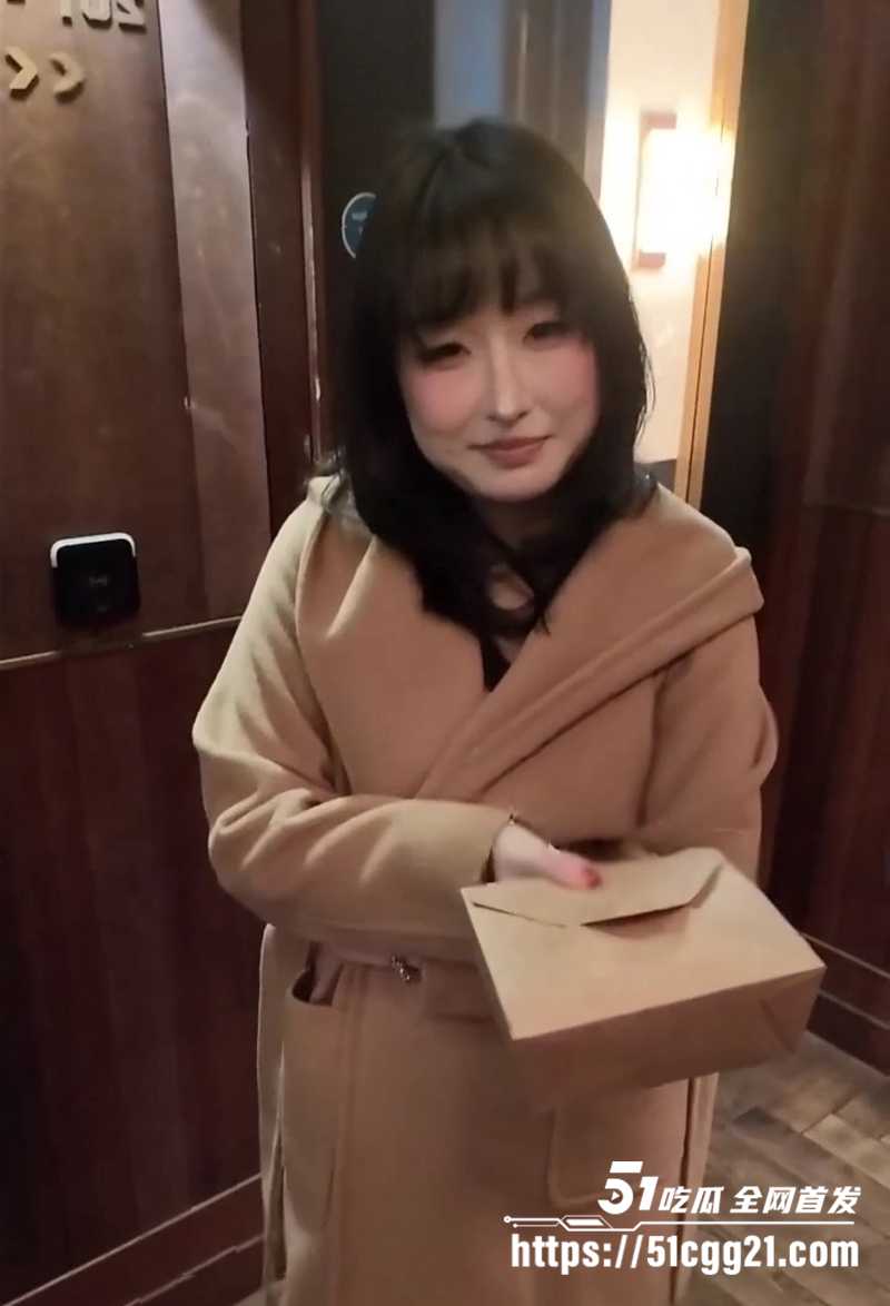 噗噗跨年大电影阿黒颜性爱视频流出 1 拷贝