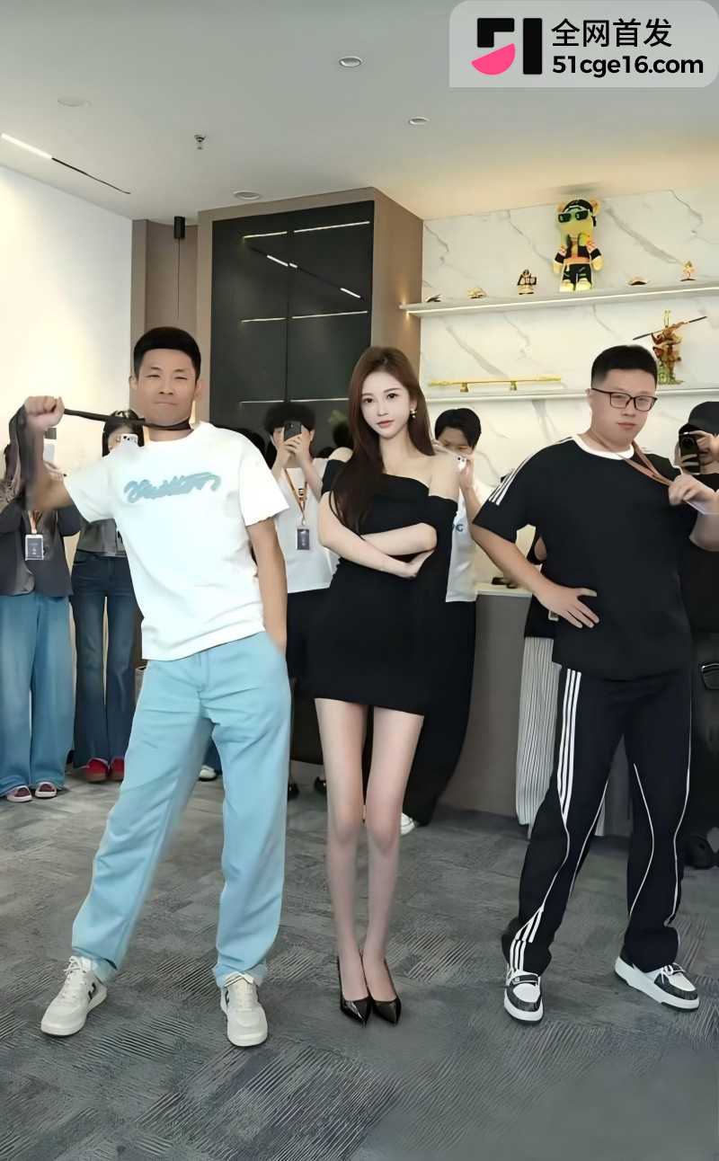 旭旭宝宝 直播连麦南妹儿翻车5