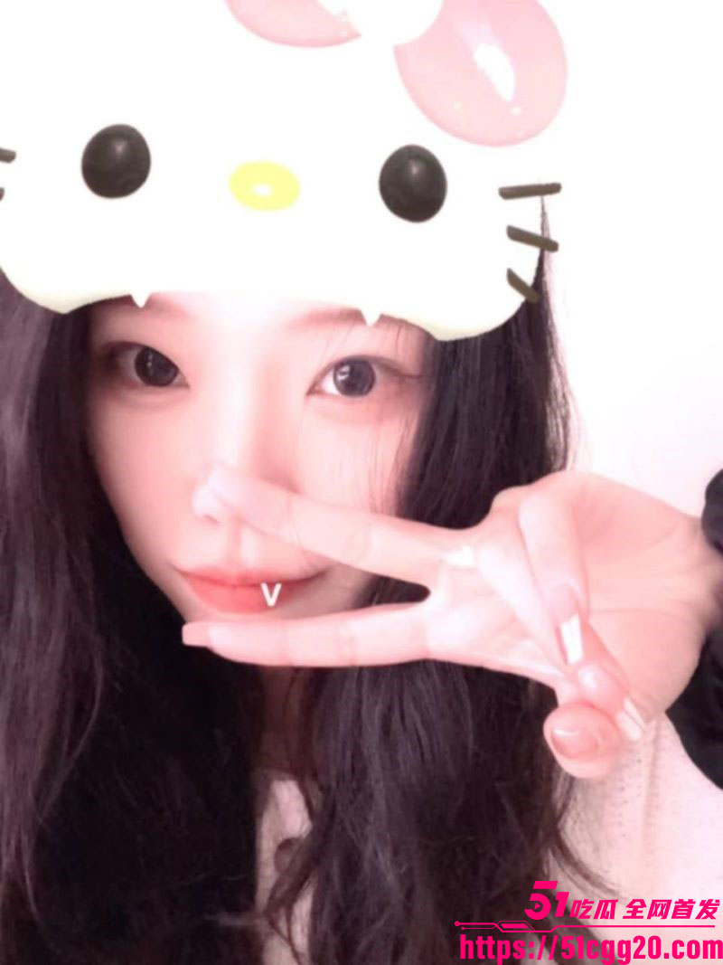 黑龙江顶级反差小妹李佳宝裸贷视频泄漏 1