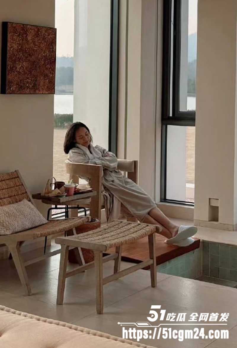 盐城漂亮女J范涵不雅视频曝光 7