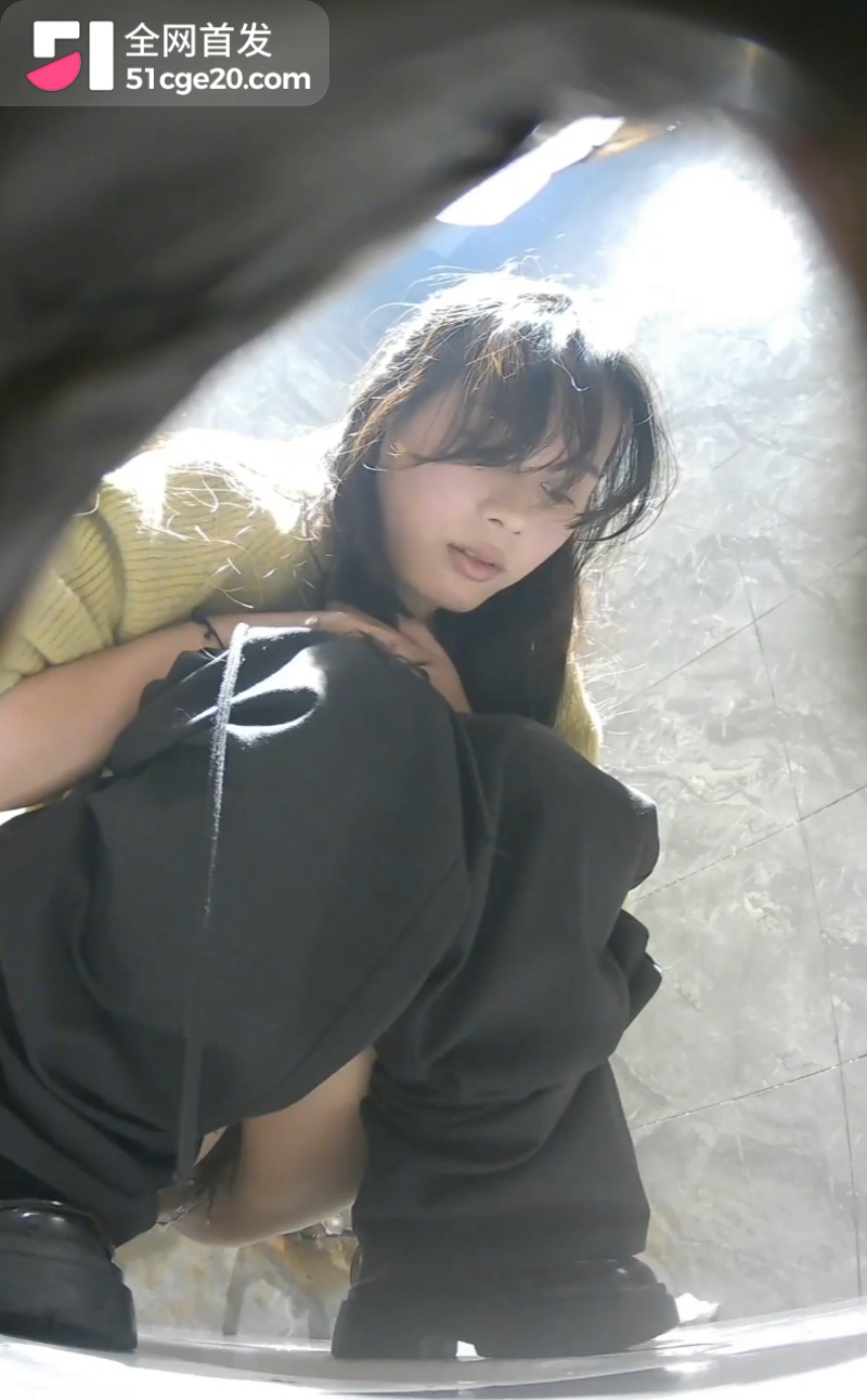 厕所偷拍 2