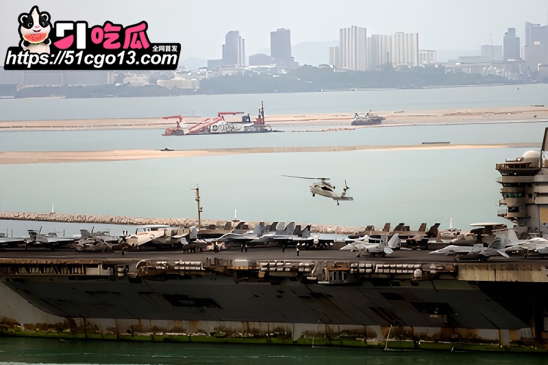 美军航母靠港遇上突击扫黄！ 4