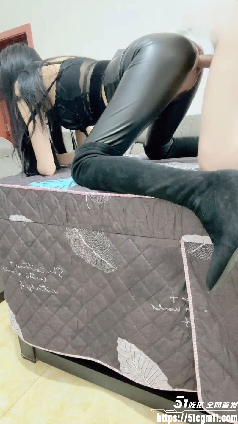 海角乱伦大神长腿女儿丽丽新作 1