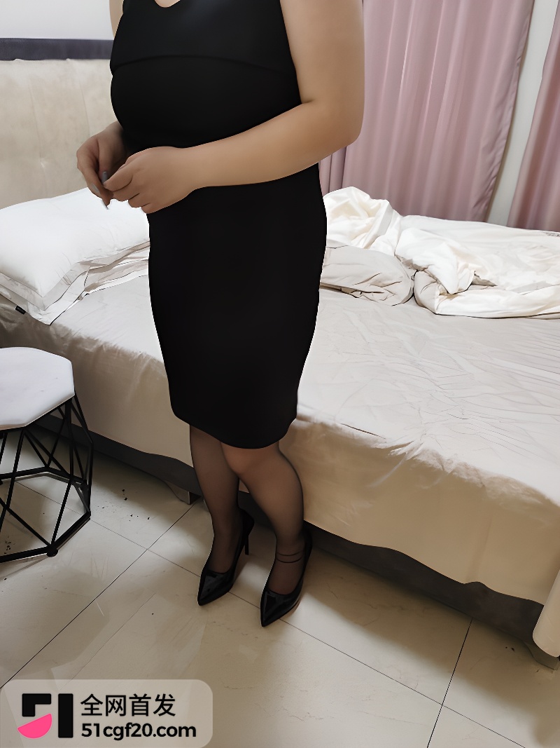 海角大神乱伦皮皮 1