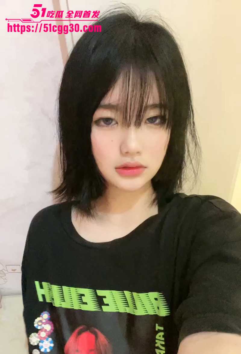 网红校花在下小骚羊裸舞自慰合集流出1拷贝