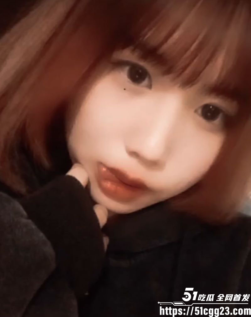 瓜友调教短发巨乳学生妹 1