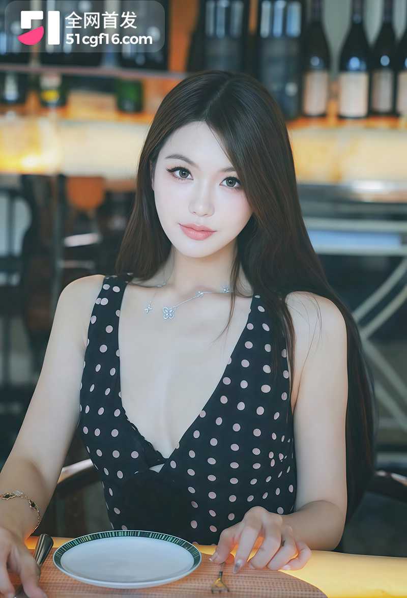 极品高颜值小网红李伊奈不雅视频流出3拷贝