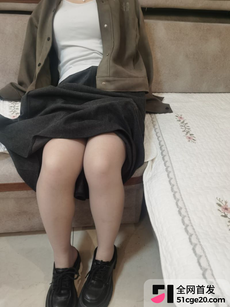 海角大神乱伦皮皮 2
