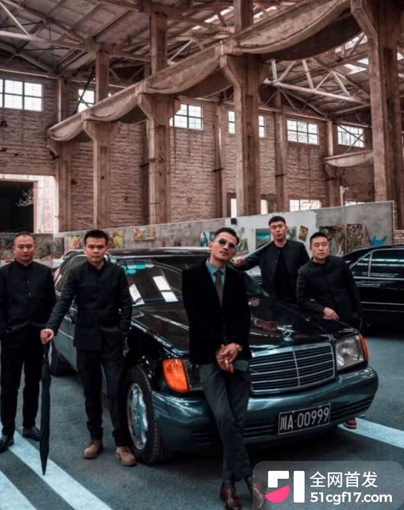 抖音百万网红成都虎王出轨被前妻直播怒撕 9