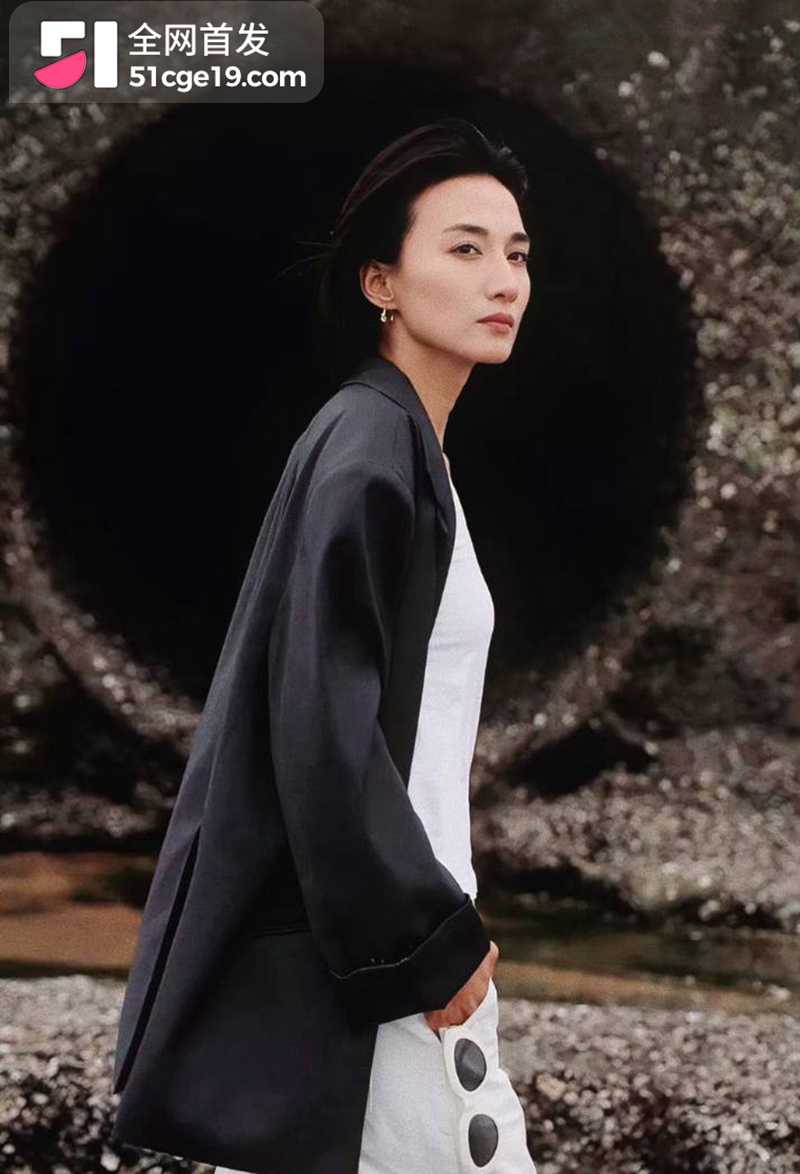 杭天琪女儿怒撕冯文娟 4 拷贝
