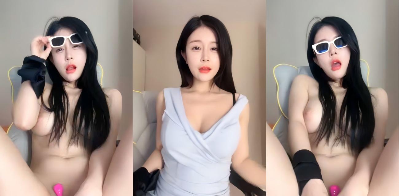 极品御姐主播 霸气白骨精 直播全裸塞跳蛋 巨乳蜜桃臀自慰喷水 御姐秒变小骚货！