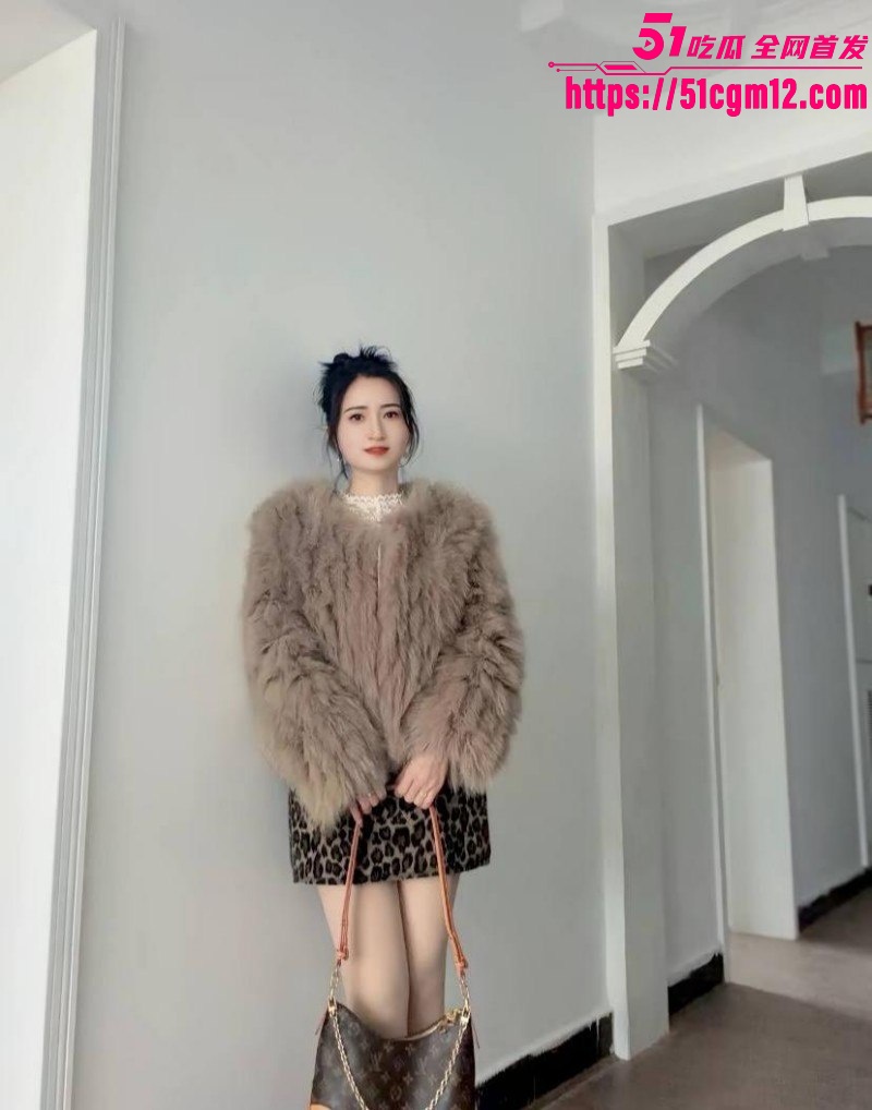 湖南祁东职校95后女老师徐西婷下海卖片02