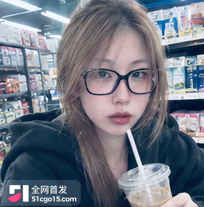 湖南师大研究生 李佳怡 分手后性爱视频被曝光2