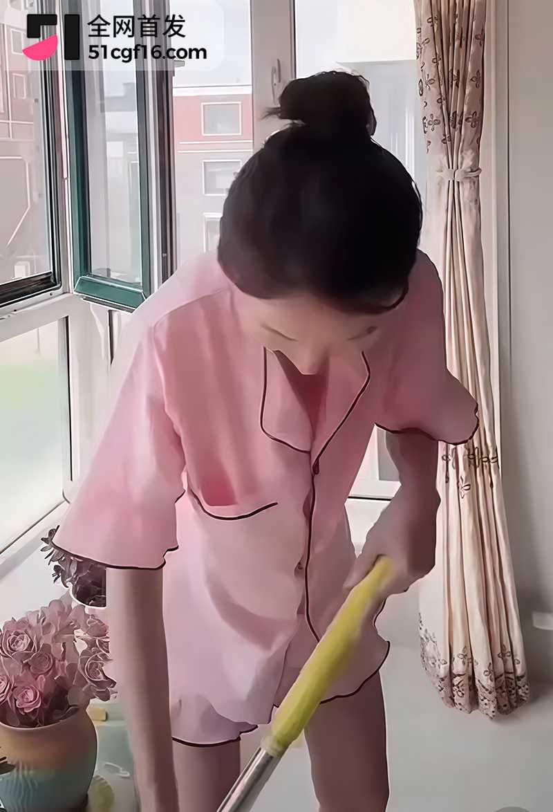 直播走光闪现 6 拷贝