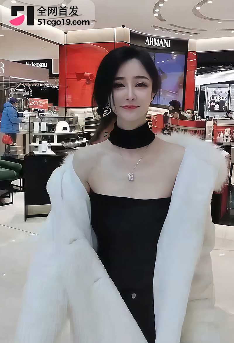 极品美女蔓cc露脸私拍露出 3 拷贝