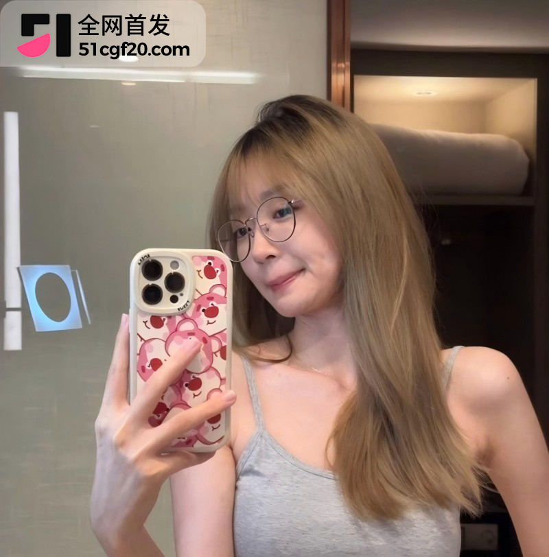 抖音网红Pa9amas刘仲贤闪婚王元君10