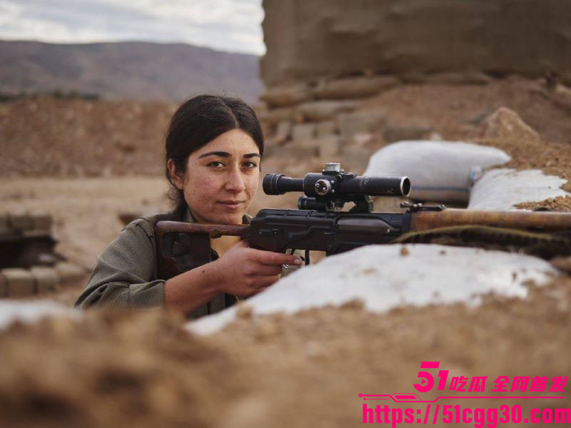 ISIS士兵践踏羞辱尸体视频流出 2