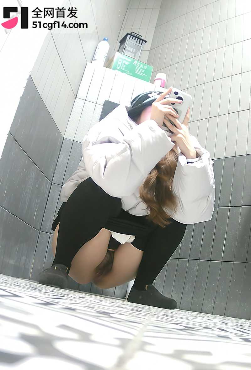 办公楼女卫生间监控偷拍 1 拷贝