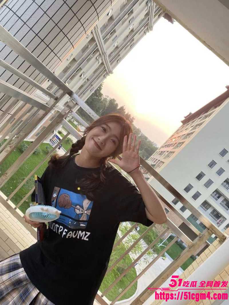 广州理工学院校花 刘美彤 性爱合集 1