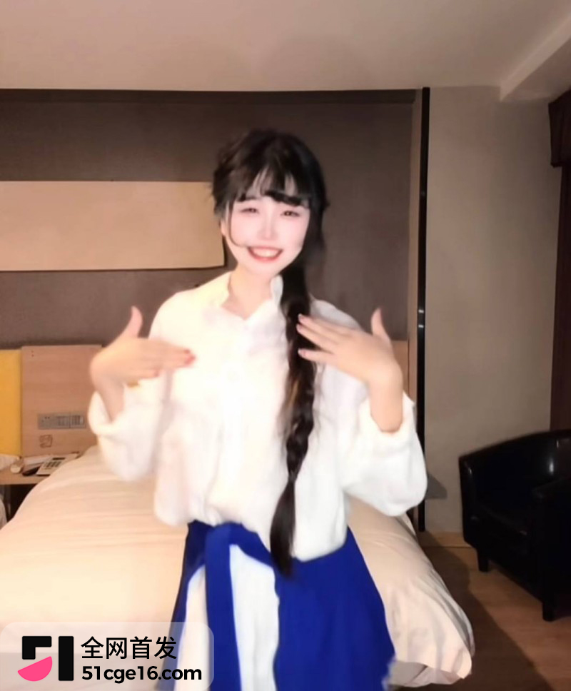 贵州40万粉网红 曹万江 与吴莉莉过夜炒CP3