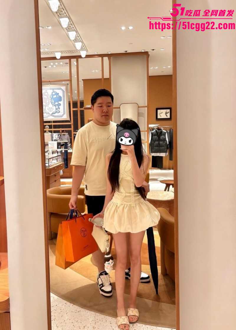 07年拜金女炫耀恋爱日常被曝光卖逼01