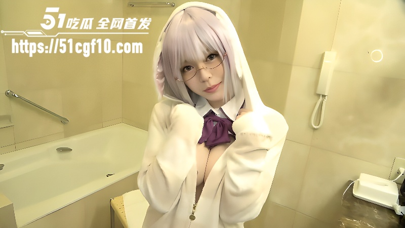 D罩杯眼镜妹cos SSSS古立特 新条茜2