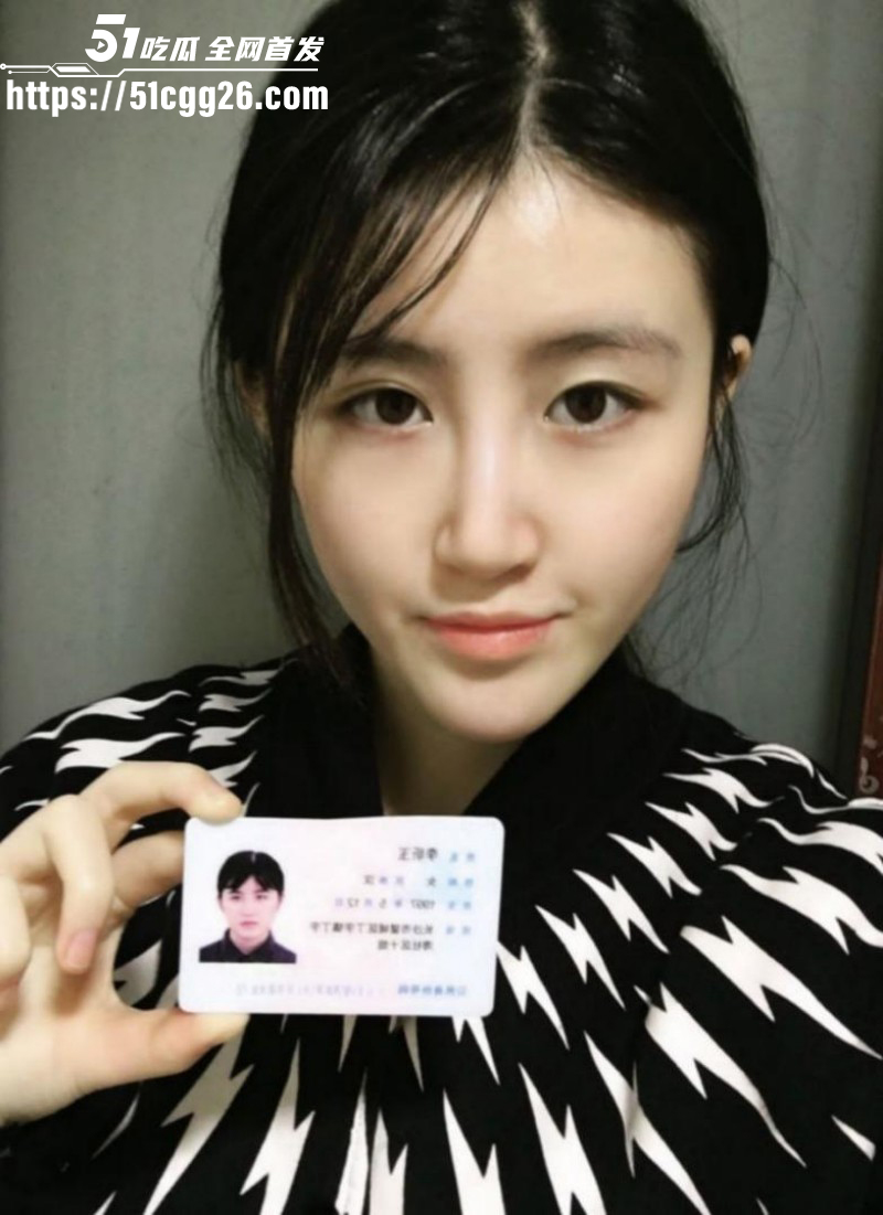 湖南长沙女大学生李昕玉裸贷视频01