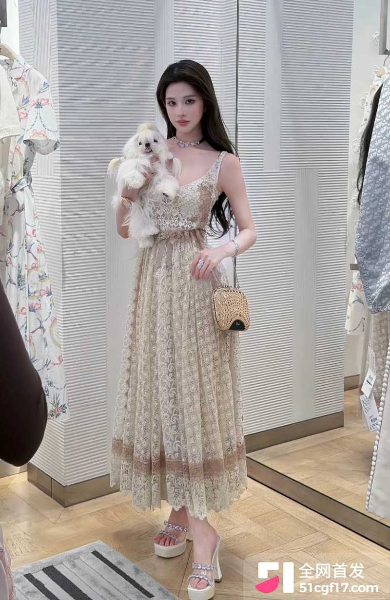 抖音千万网红 梅尼耶 新婚蜜月期撩妹操粉11