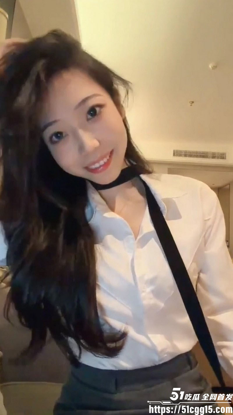 推特女神丝丝不是思思丝袜调教视频 1