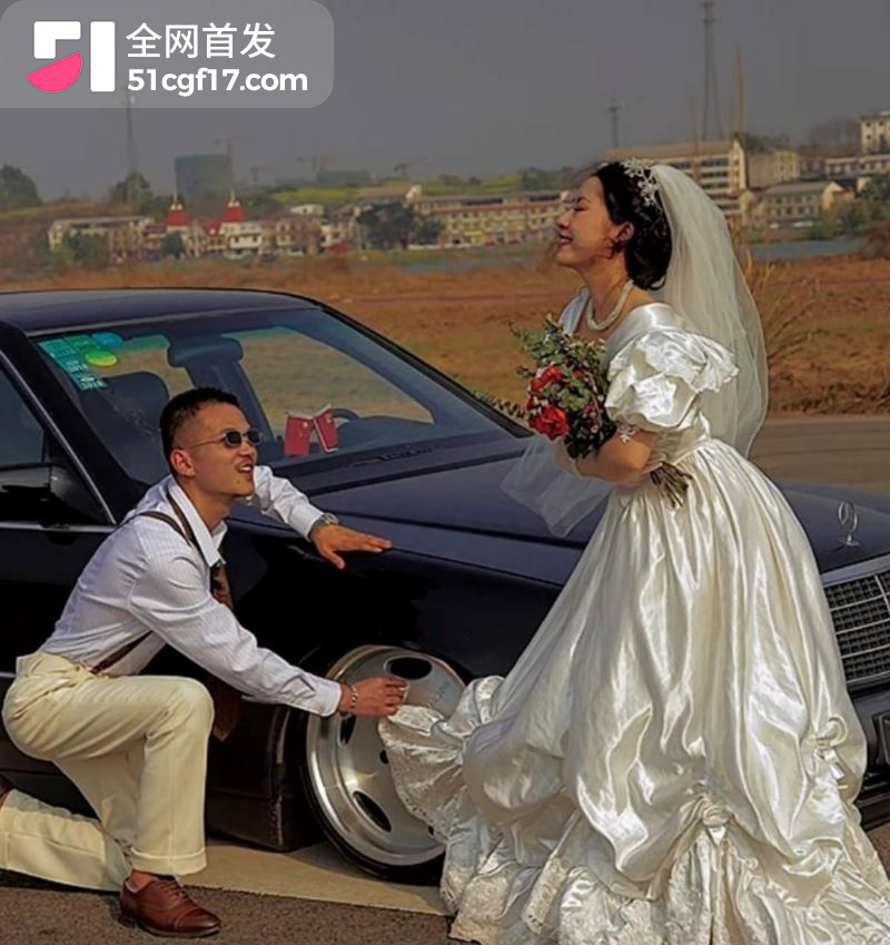 抖音百万网红成都虎王出轨被前妻直播怒撕 12