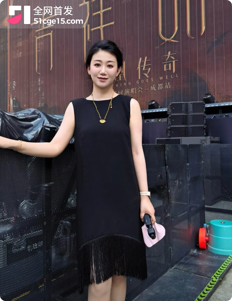 华为Mate XT2成功抱得美人归！ 20