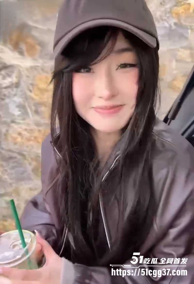 Onlyfans推特网黄噗噗露出淫语车震视频流出1拷贝