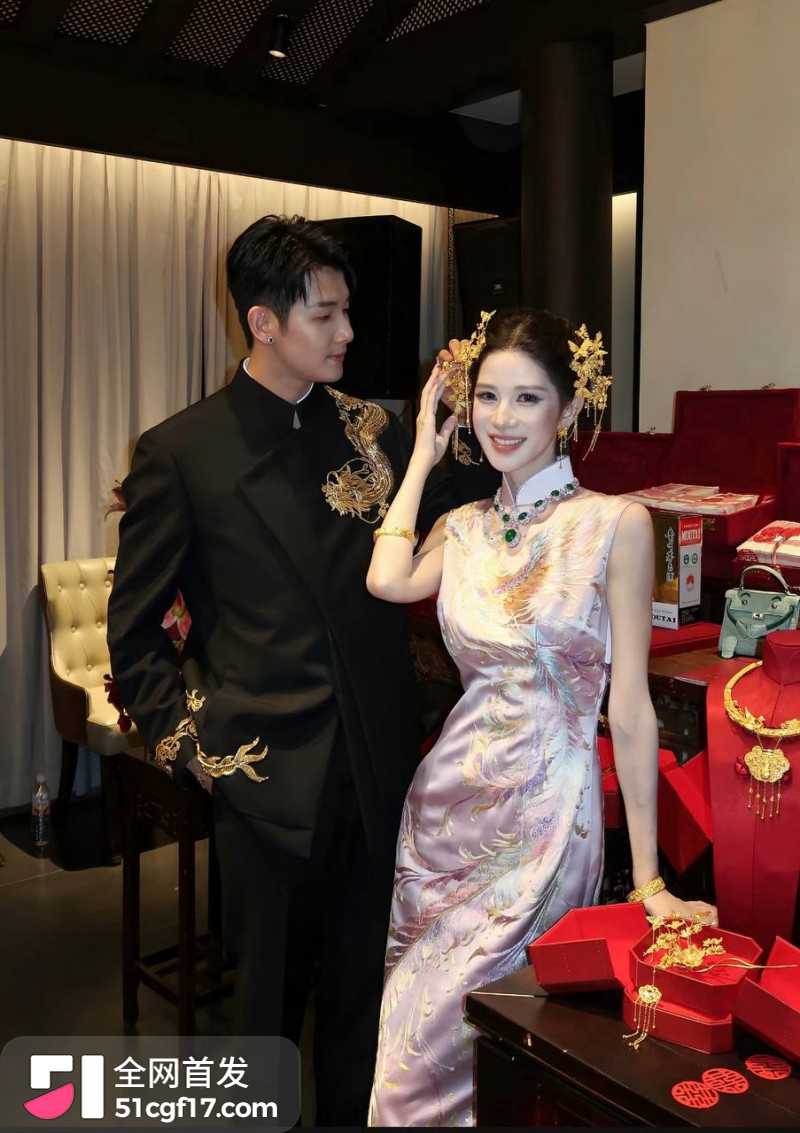 抖音千万网红 梅尼耶 新婚蜜月期撩妹操粉14