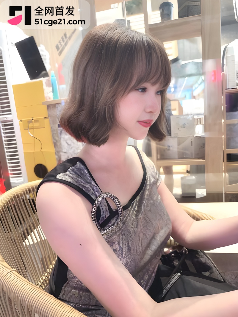 巨根征服日记 人妻偷情黑丝肥臀watermarked2