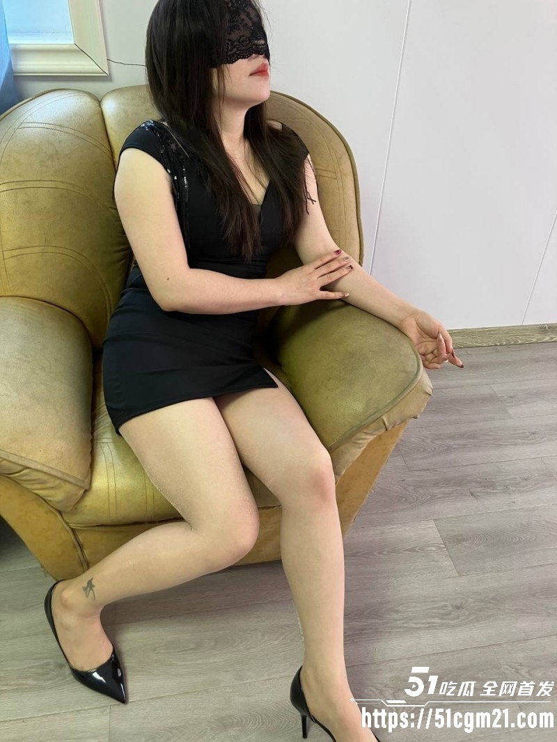 爱吃饺子和嫂子和骚货嫂子乱伦做爱03