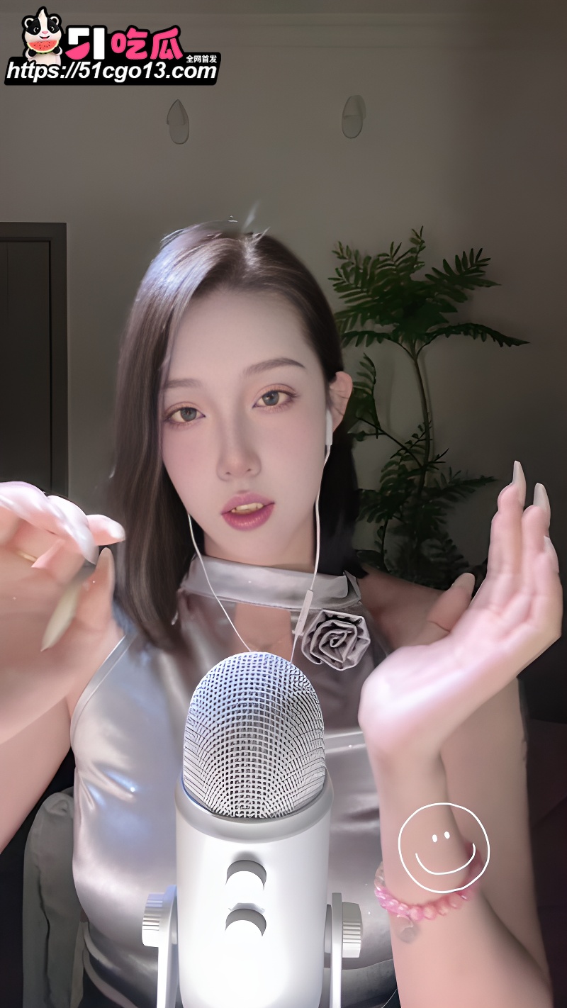 ASMR声控博主陈肩睡不醒 4