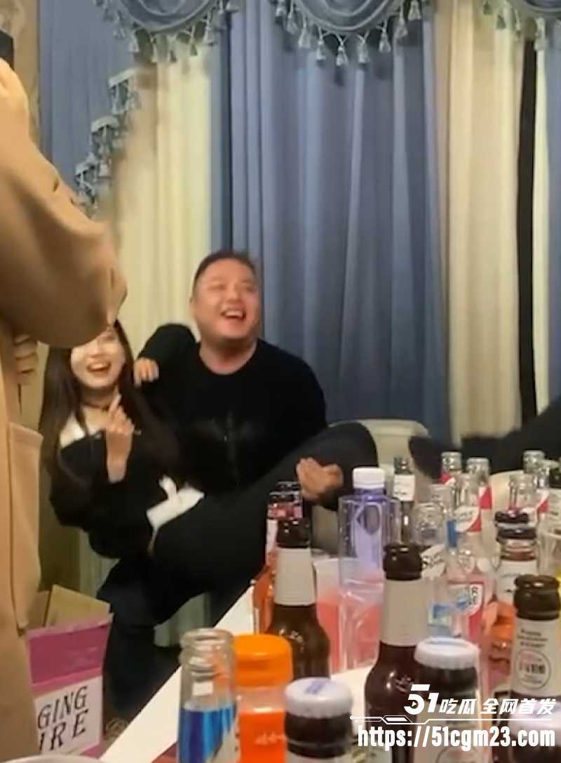抖音网红莓猫饼7