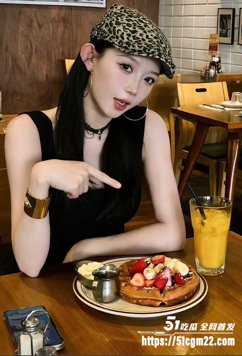 千万粉丝大网红 小伊伊出轨被曝光 8 拷贝