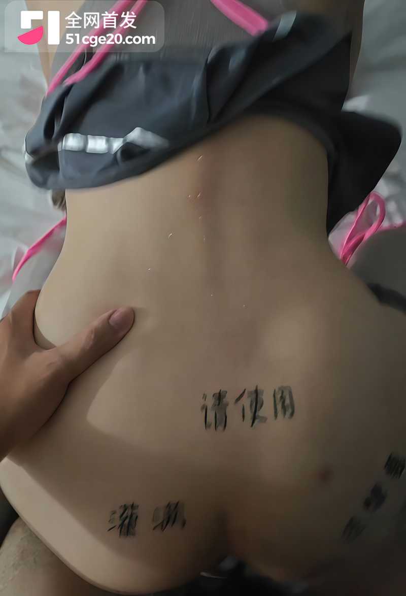 极品高颜值反差婊李晓约炮视频流出9拷贝
