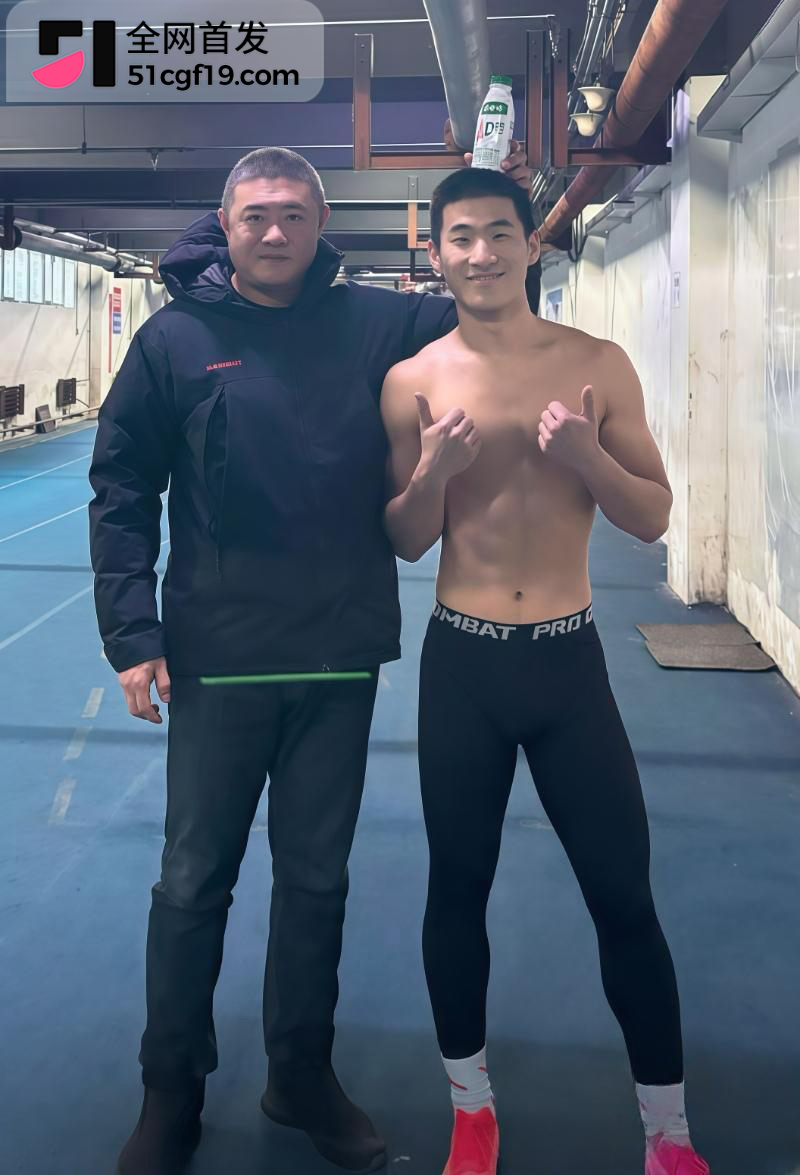 胜隆食品渣男刘子昂约炮 3 拷贝