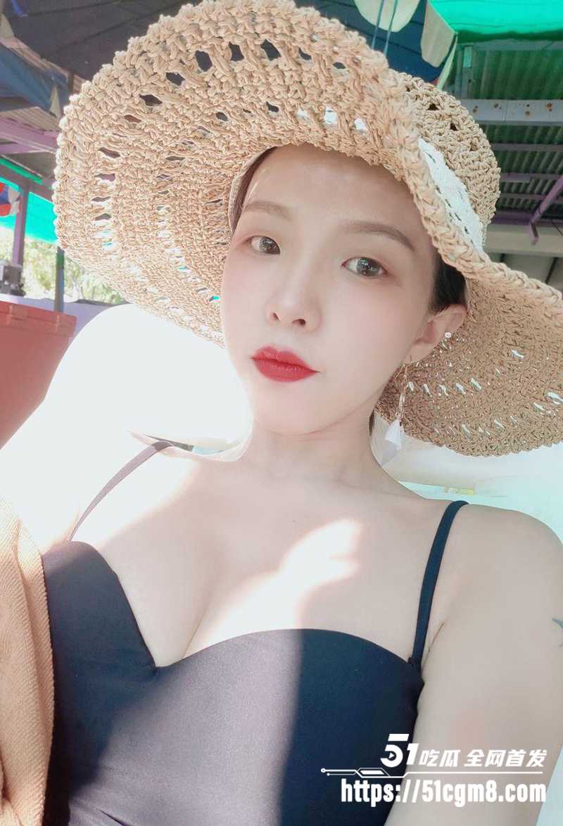 深圳反差婊钢管舞老师被调教视频流出1拷贝