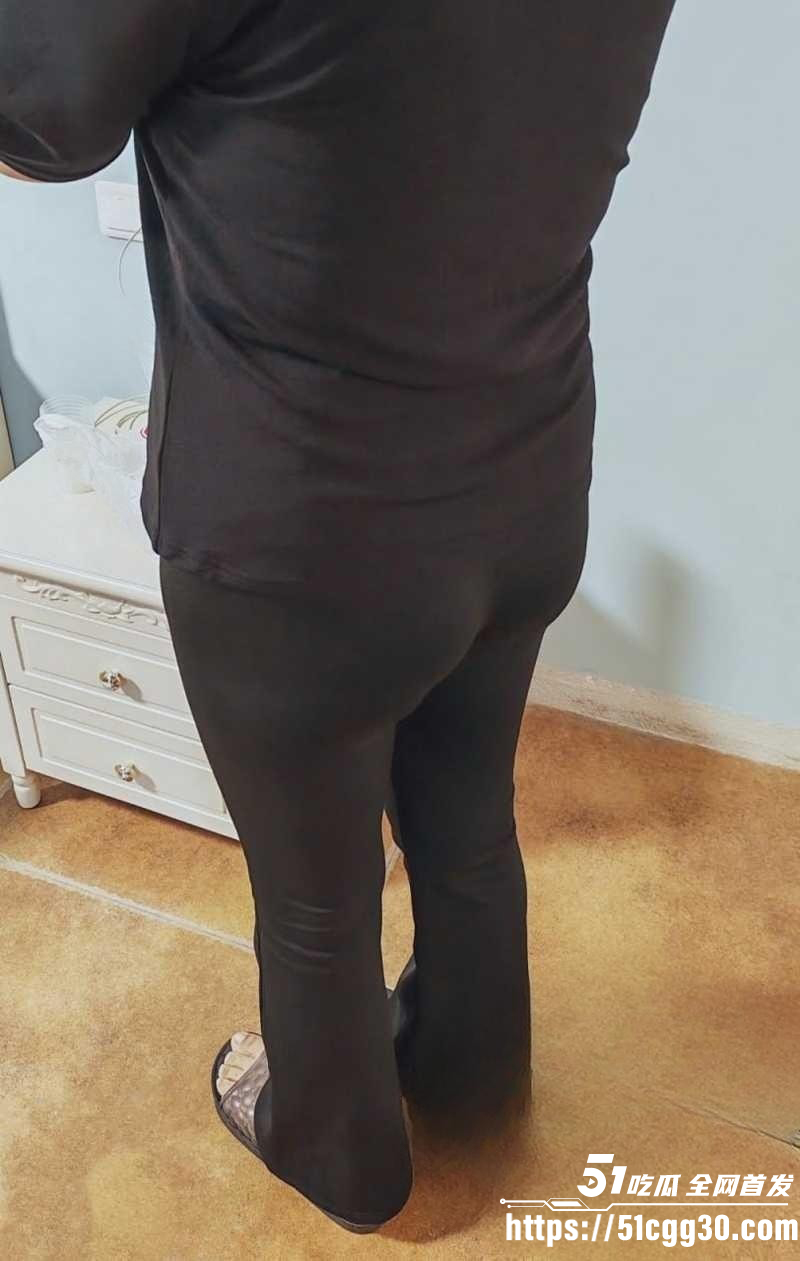 妈妈的味道喝完酒暴操肥臀干妈01