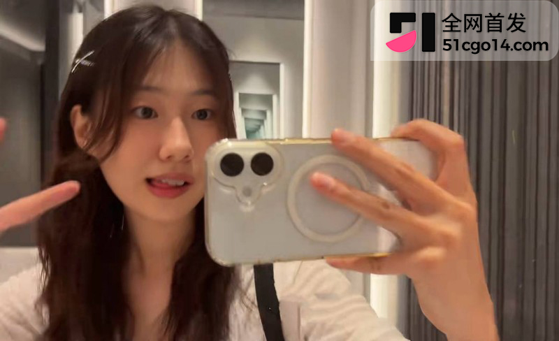 抖音二次元女同网红 玉也是宋了 出轨玩暧昧分手后无缝衔接 被前女友怒曝不雅私拍！
