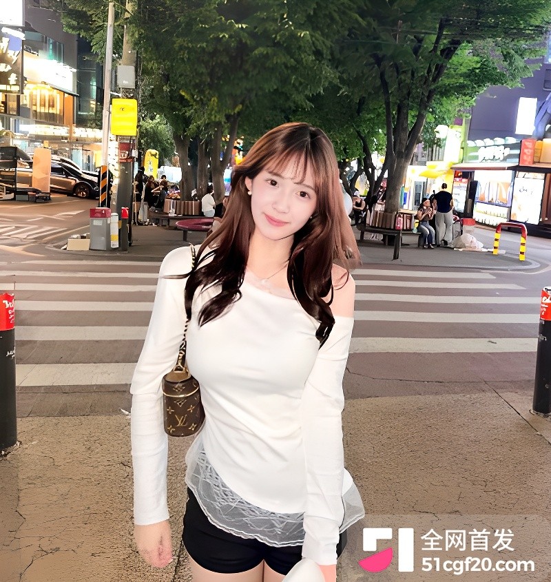 台湾美女 朱朱 性爱合集 4